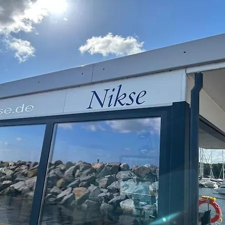 船上ホテル Hausboot In An Der Kieler Foerde